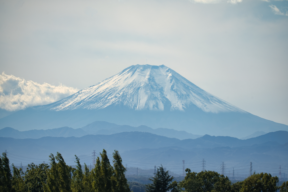 富士山(埼玉県さいたま市から撮影)